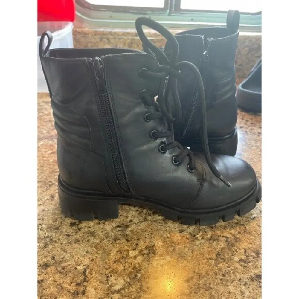 Black‎ Lace Up Ankle Boots Lug Sole Combat Style Motorcycle Fashion